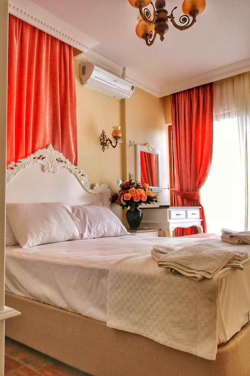 Stone Hill Hotel Ayvalı المظهر الخارجي الصورة